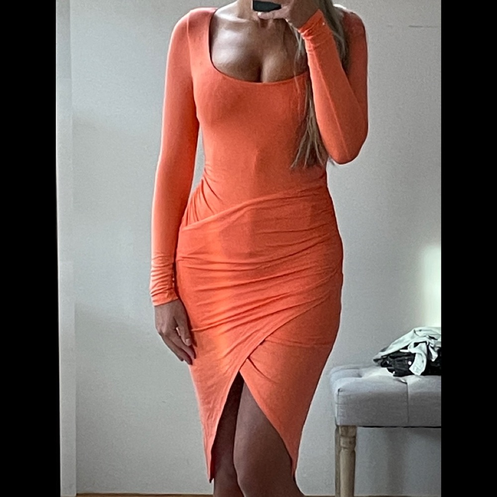 NWOT BEBE dress